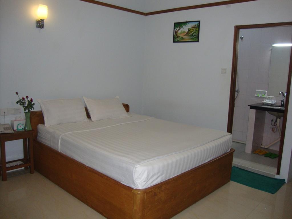 Pann Cherry Hotel Пин О Луин Екстериор снимка